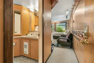 Hotel Cozy Corner Whitefoot Lodge 126