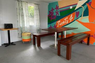 Twenty4 Hostel