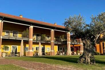 Agriturismo Almavite