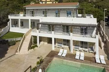 Hotelli Mercury Beach