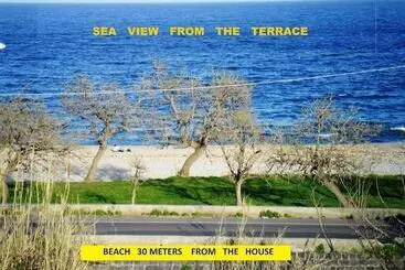 ツーリストアパートメント Two Rooms 30 Meters From The Sea Near Etna And Taormina And Catania