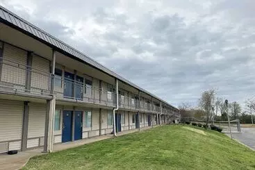 Motel 6 Forrest City Ar