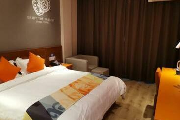 בית מלון כפרי Shell Liaocheng Linqing City Bus Station