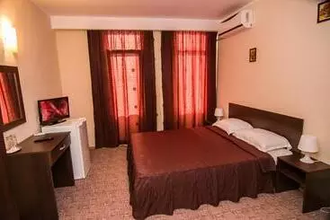 Aparthotel Vila Km 0