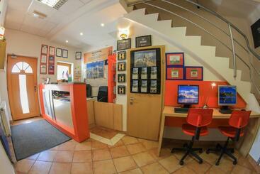 تختخواب و صبحانه Rooms Jani