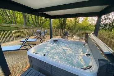 アパートホテル Domaine Du Gros Chêne Terrasses Avec Jacuzzis Privatifs