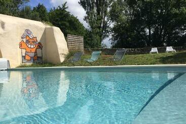 Turistlägenheter Les Pieds Dans L Eau Gîte L Estancot Plage Privée