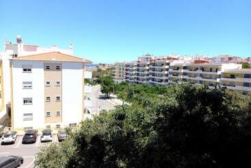 Appartements touristiques White Pearl Apartment Central Confy Spacious