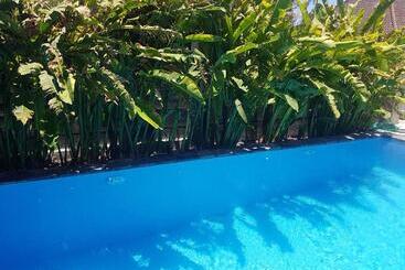 Bed and Breakfast Vila Troja Kubu