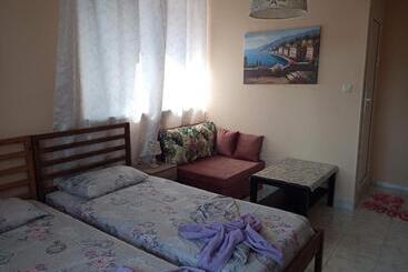 پانسیون Guest House 51