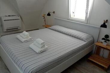 Pensjonat I Nidi Di Colombo