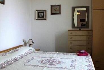 مبيت وإفطار Margarita D Austria