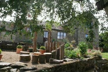 Gorse Grove Kirby Hill   B&b