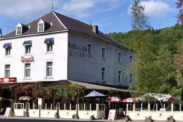 בית מלון כפרי Cobut