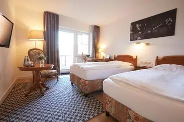 膳宿费 Kino Hotel Meyer