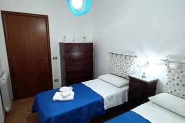 游客公寓 Assiri Garden House