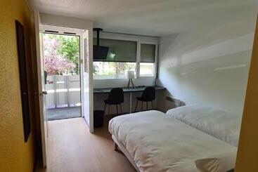 Hotel Kyriad Direct Nancy Sud  Vandoeuvre   Rénové