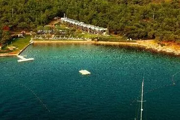 Ortunc Hotel   Cunda Island
