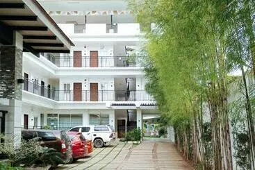 Hotelli Reddoorz Plus Park Lay Suites Kidapawan City