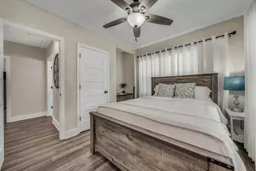 ツーリストアパートメント The Blue Diamond Retreat