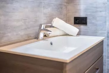 Apartamenty turystyczne Alpenappart App Weiße Zinne