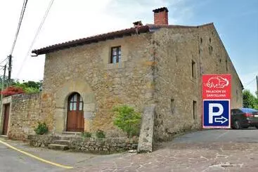 Turistihuoneistot Apartamentos Palacion De Santillana
