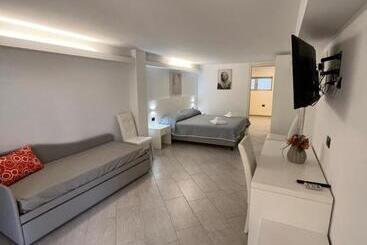 ホテル Residenza Azzurra