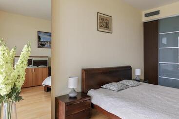 آپارتمان‌های توریست‌ها Sea View Apartment On 19th Floor