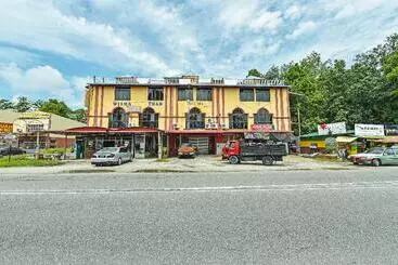 Hotel Oyo 90441 Cz Traveler S