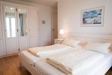 آپارتمان‌های توریست‌ها Strand Palais 11