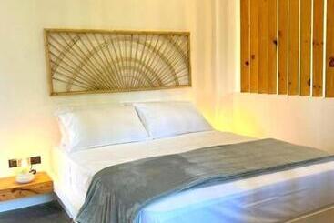 ツーリストアパートメント Koda Boutique Studio Apartments