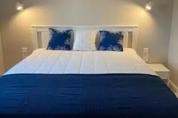 Ferienwohnungen Rizling Apartmanház Balatonalmádi