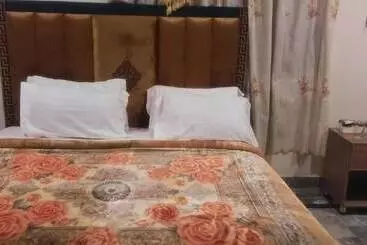 Hotel Day In Emporium
