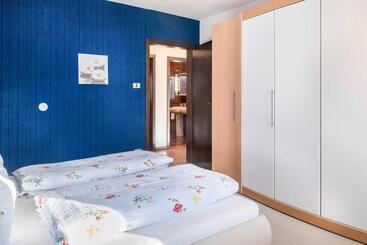 Жильё для туристов Sirena Carezza Apartment Regenbogen