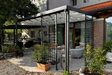 Casa Di Campagna Castello B&b