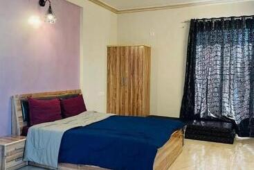 דירות לתיירים Friend S Villa I Ll Be There For You