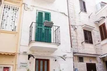 تختخواب و صبحانه Dimora L Etual