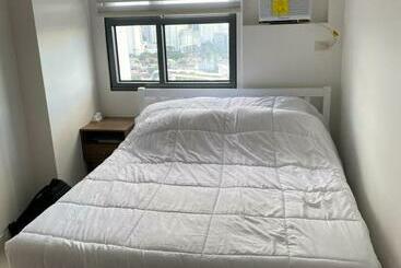 公寓式酒店  Horizon 101 On The 31st Flr