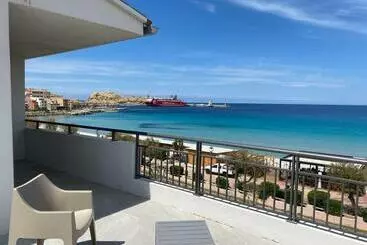 Hotelli Hôtel L Isula Marina