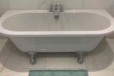 آپارتمان‌های توریست‌ها No. 22