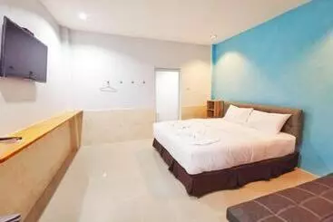 Hotelli ลิตเติ้ล ฮิลล์ สัตหีบ รีสอร์ท