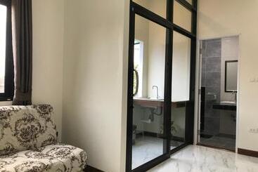 בית מלון כפרי Park Villa Chaiyaphume