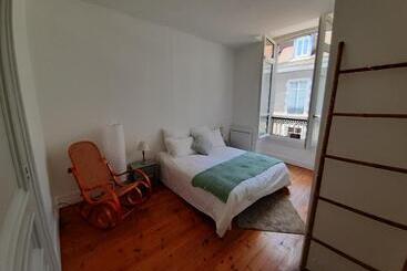 آپارتمانهای توریستها Le Taylor Hypercentre, Spacieux & Lumineux