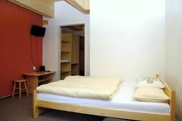 Majatalo Penzión Mladosť Remata