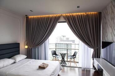 شقة فندقية Stay @ Almas Puteri Harbour