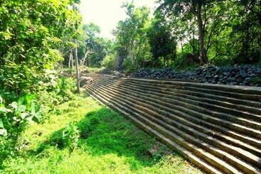 בית מלון כפרי Ritigala Hideaway