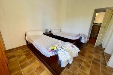 ツーリストアパートメント Paisible Holidays For 4 Gîte 60 M With Garden !