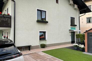 膳宿费 Apartment Aria