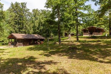 Apartamente turistice Villaggio Anemone   Chalet Castagno