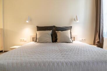 تختخواب و صبحانه Mai Ram Yoga House